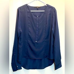 Women’s navy  Harve Bernard blouse. Size L